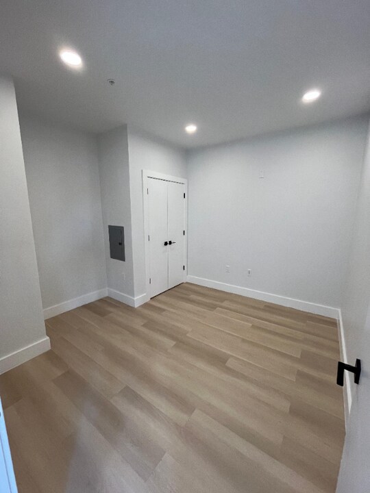 316 Forrest St in Jersey City, NJ - Building Photo
