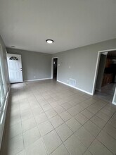 17936 Wildwood Ave in Lansing, IL - Building Photo - Building Photo