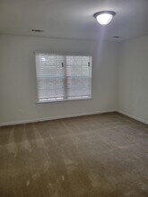 106 Five Oaks Ct in Savannah, GA - Building Photo - Building Photo