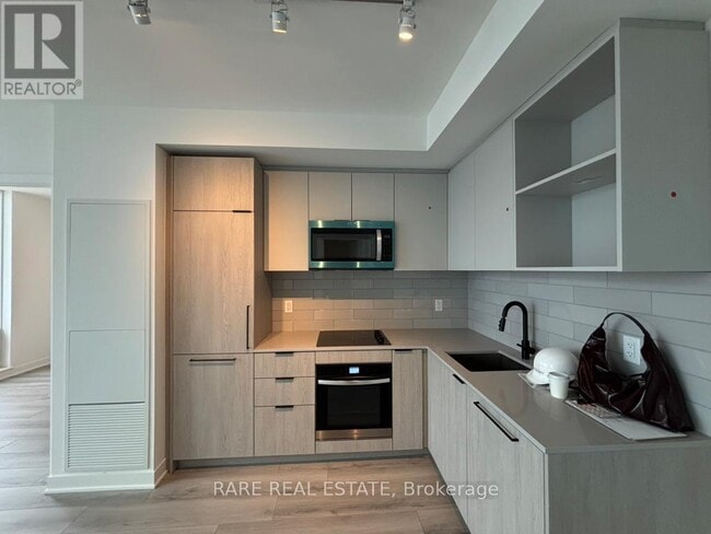 property at 1185 Dupont St