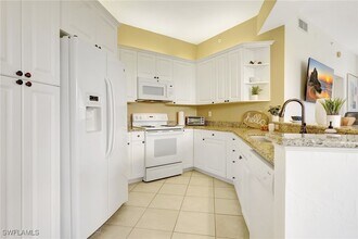 470 Launch Cir in Naples, FL - Building Photo - Building Photo