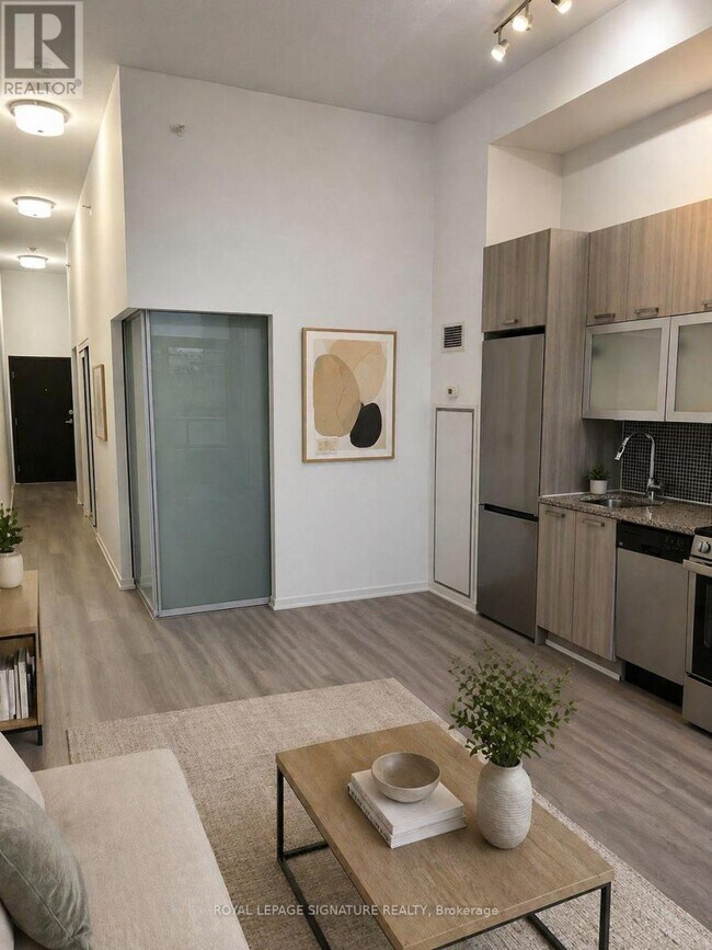 36 Lisgar St in Toronto, ON - Building Photo - Building Photo