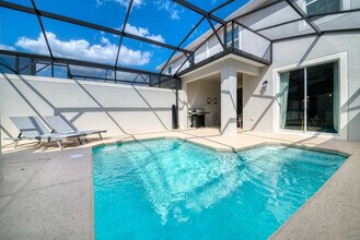 5025 Windermere Ave in Kissimmee, FL - Building Photo - Building Photo