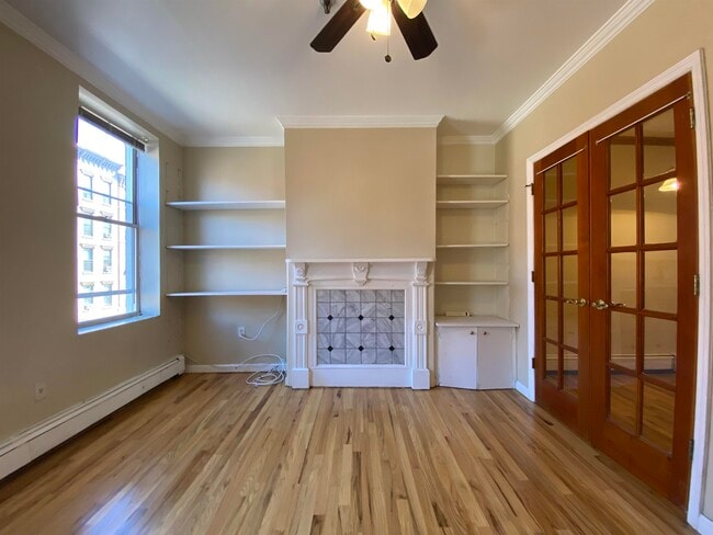 218 Willow Ave in Hoboken, NJ - Building Photo - Building Photo