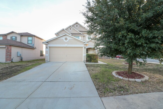 2427 McCook Dr in Georgetown, TX - Foto de edificio - Building Photo