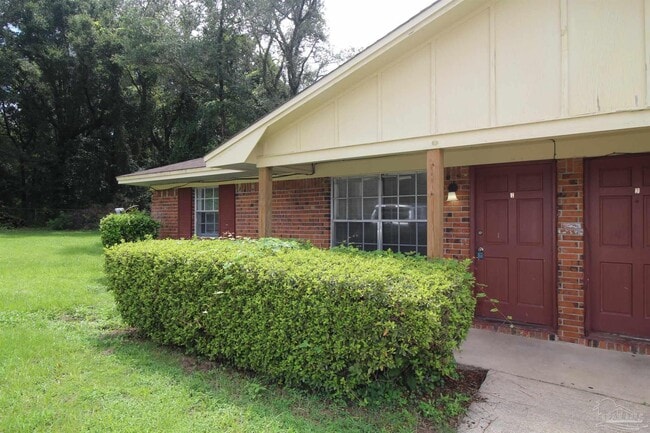 10151 Guidy Ln in Pensacola, FL - Building Photo - Building Photo