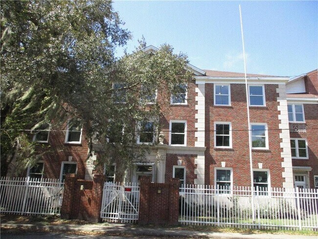 519 Norwich St in Brunswick, GA - Building Photo - Building Photo