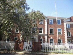 519 Norwich St in Brunswick, GA - Building Photo - Building Photo