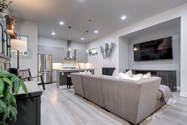 property at 1621 King St