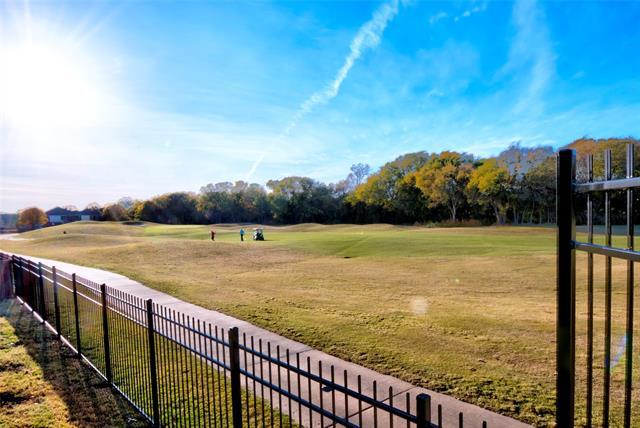 2012 Trinity Ln in McKinney, TX - Foto de edificio