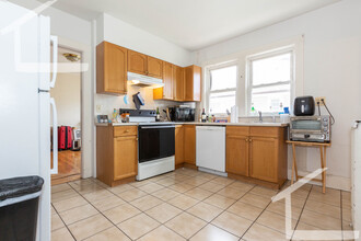 128 Washington St, Unit 2 in Boston, MA - Building Photo - Building Photo