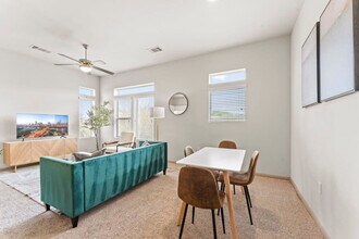 2401 Grove Blvd in Austin, TX - Building Photo - Building Photo