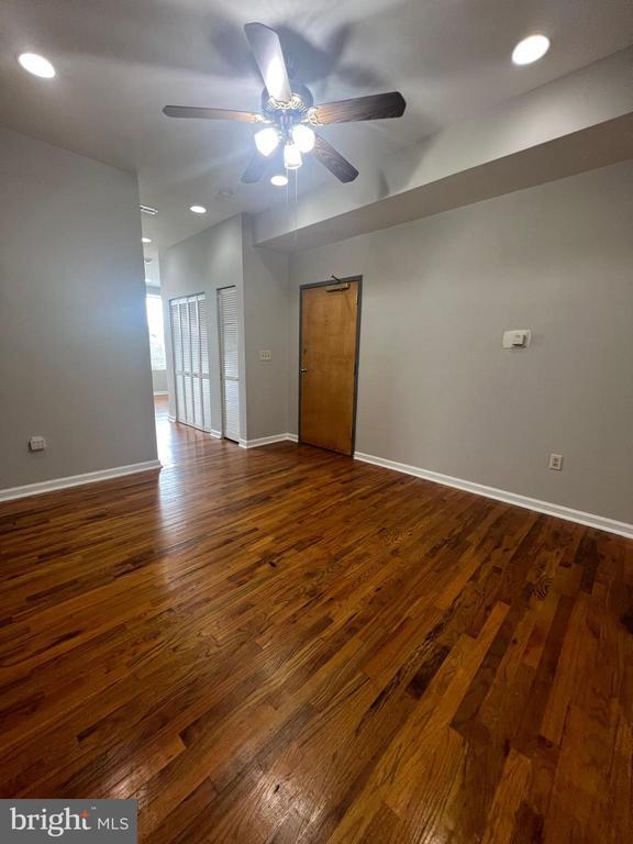 property at 1408 W Franklin St
