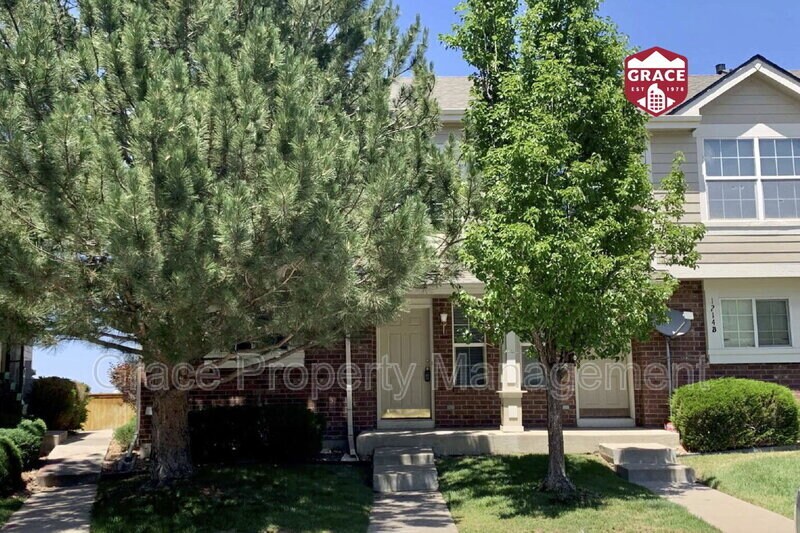 1214 S Zeno Way in Aurora, CO - Foto de edificio