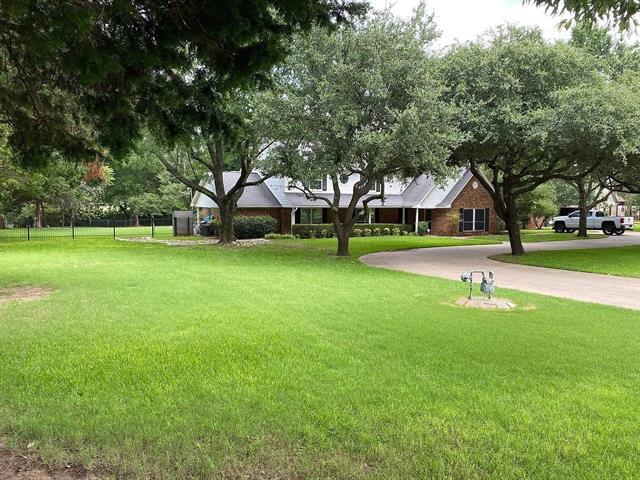 1275 Shady Oaks Dr in Southlake, TX - Building Photo