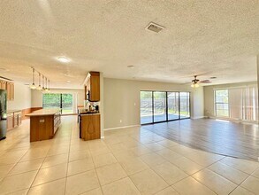 2414 San Luis Rd in Holiday, FL - Building Photo - Building Photo
