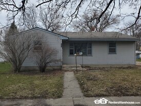 111 Douglas Ave W in Hector, MN - Building Photo