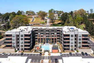 Vue at The Quarter in Atlanta, GA - Foto de edificio - Building Photo