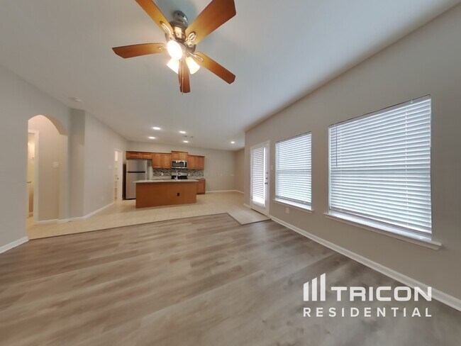 12711 Plummersville St in Houston, TX - Building Photo - Building Photo