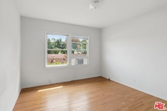 11165 Sunshine Terrace in Los Angeles, CA - Building Photo - Building Photo