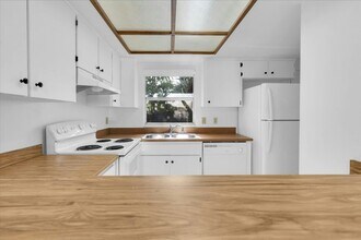 5601 59th Way N in St. Petersburg, FL - Building Photo - Building Photo