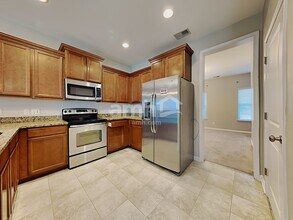 514 Stonebridge Cir in Savannah, GA - Building Photo - Building Photo