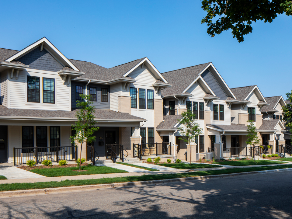 Arrabelle Apartments in Cedarburg, WI - Building Photo