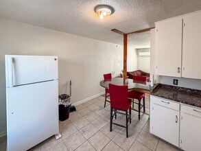 1104 N Carrizo St in Midland, TX - Building Photo - Building Photo