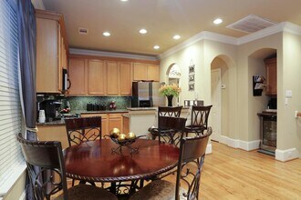 1356 Studer St in Houston, TX - Building Photo - Building Photo