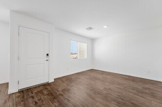 12184 Mojave Gold Rd in Las Vegas, NV - Foto de edificio - Building Photo