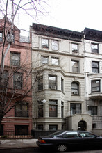 57 W 68th St in New York, NY - Building Photo - Building Photo