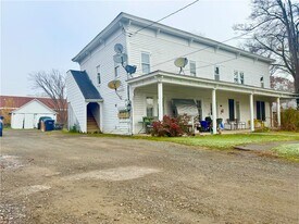 67 Main St in Laurens, NY - Building Photo