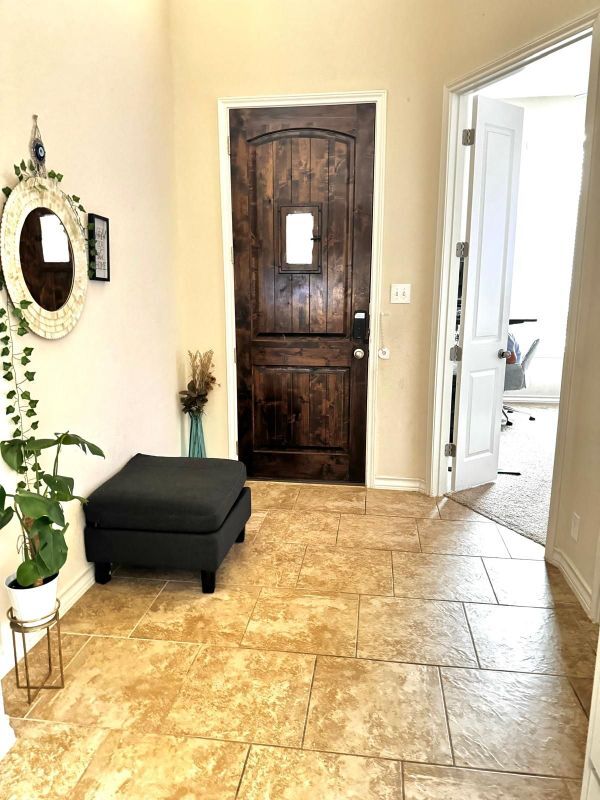 7631 McKinney Hls in San Antonio, TX - Building Photo - Building Photo