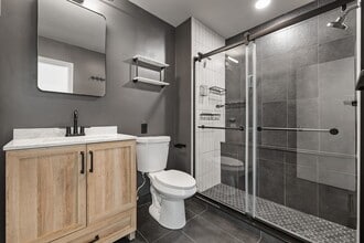 117 Cottage St, Unit 3 in Boston, MA - Building Photo - Building Photo