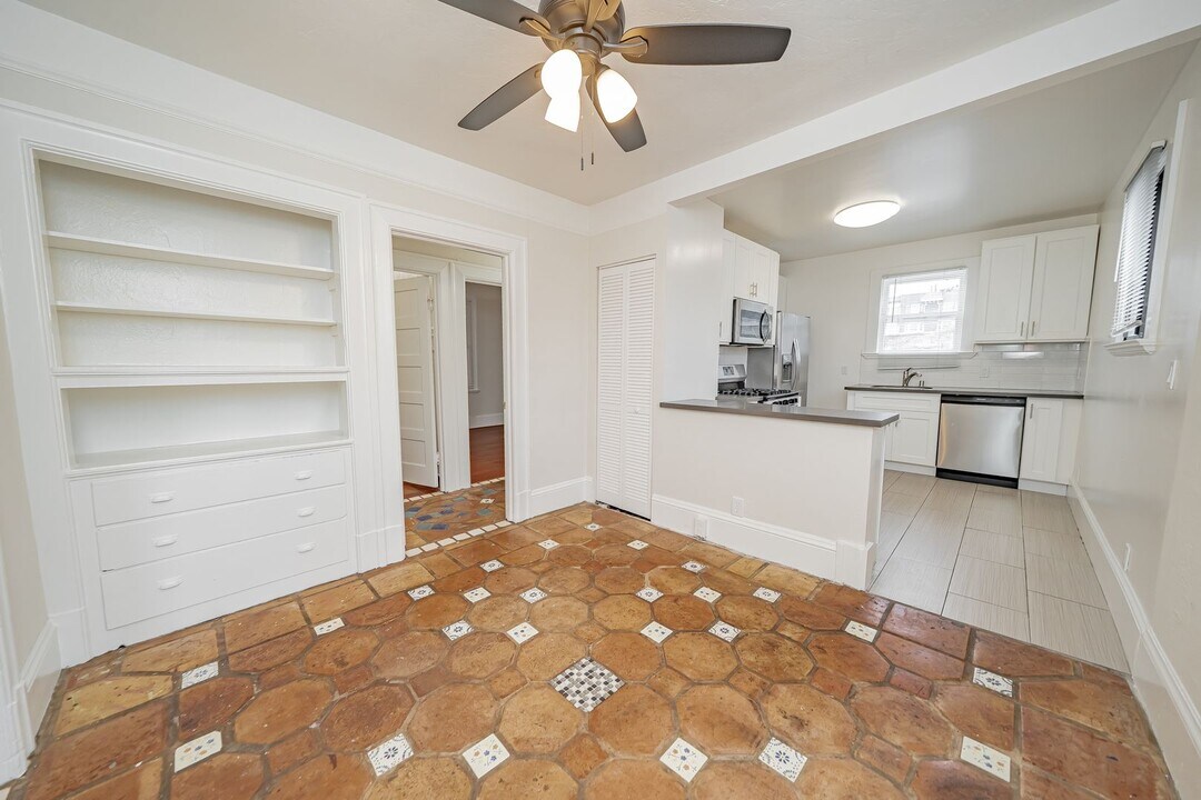 4056 Piedmont Ave in Oakland, CA - Building Photo