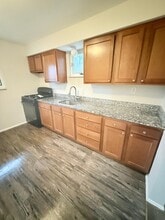 580 Guylyn Dr in Pittsburgh, PA - Building Photo - Building Photo