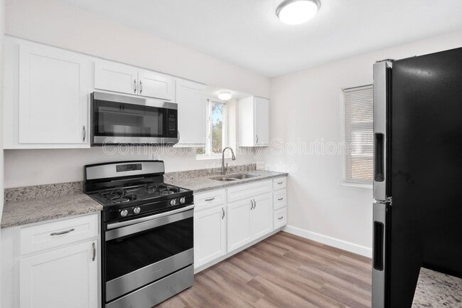7720 Ahern Ave in University City, MO - Building Photo - Building Photo