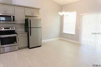 64 Farmsworth Dr in Palm Coast, FL - Building Photo - Building Photo