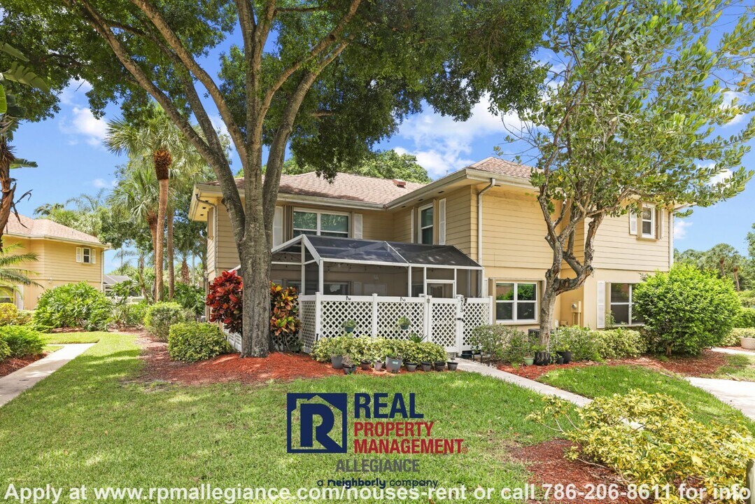 6703 Dryden Ct in Boynton Beach, FL - Building Photo