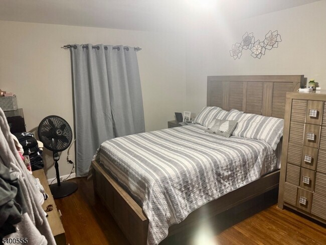 723 Thomas St in Elizabeth, NJ - Building Photo - Building Photo