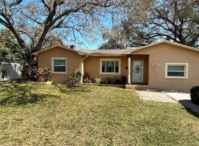 property at 2700 22nd St S