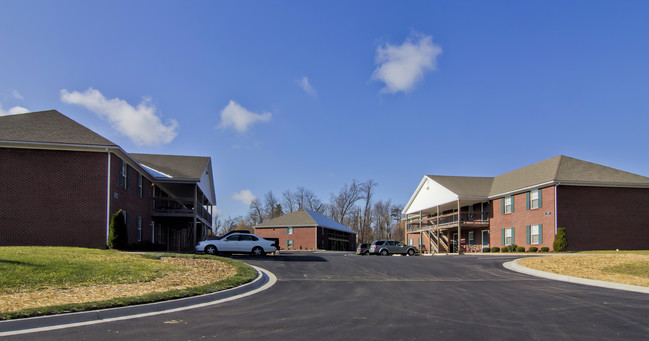 Edwardsville Trace Apartments in Georgetown, IN - Building Photo - Building Photo