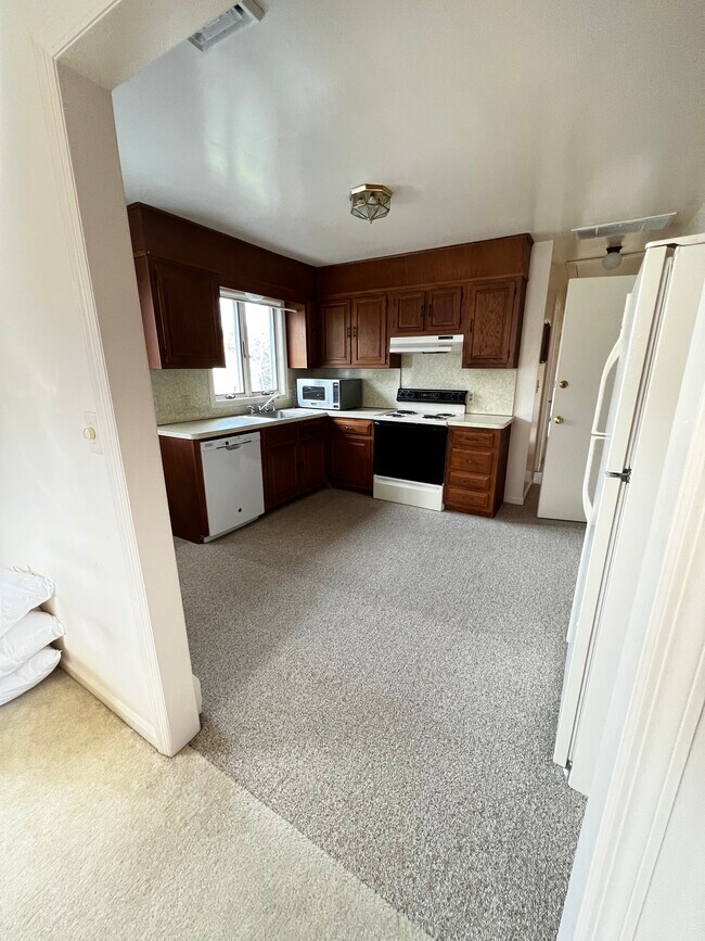 5 Pogany St Rentals in Norwalk, CT