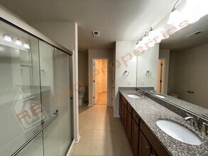 1018 Mirbeck Ln in Durham, NC - Building Photo - Building Photo