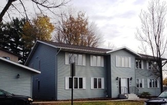 Brooks Place in Wausau, WI - Building Photo