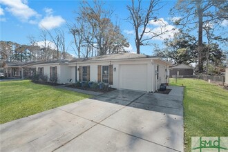 70 Quail Ln in Richmond Hill, GA - Building Photo - Building Photo
