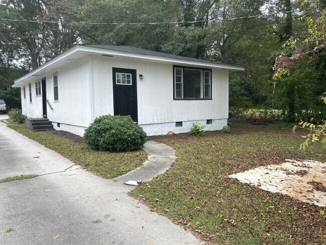 610 Hunter St in Thomson, GA - Building Photo - Building Photo