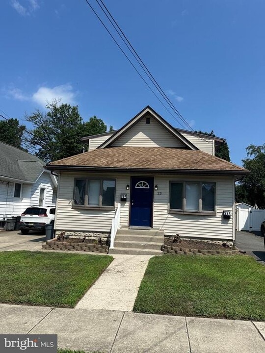 23 Apple Ave in Bellmawr, NJ - Building Photo