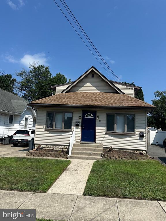 property at 23 Apple Ave