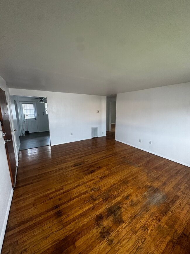 115 S Church St, Unit D